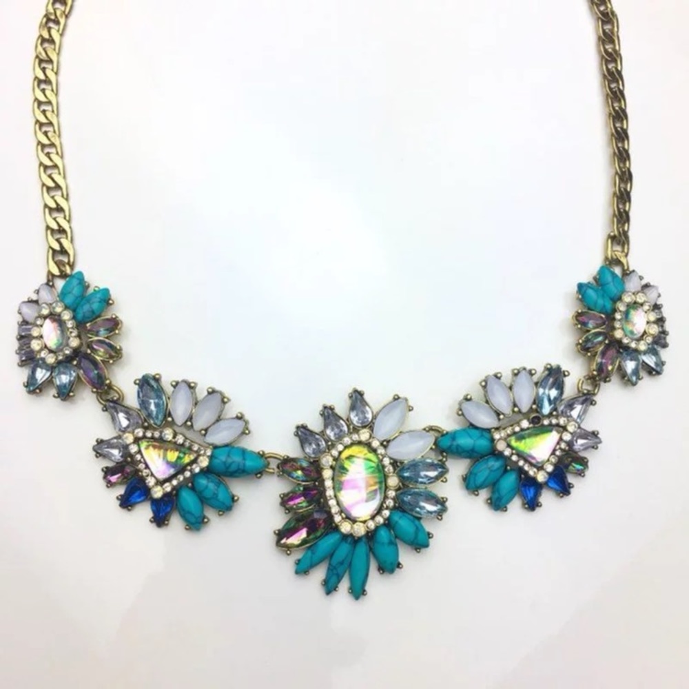 New Beautiful Blue Statement Necklace